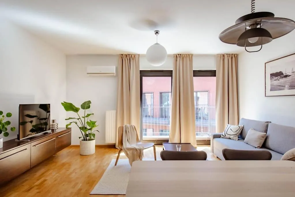 Wygodny Apartament Przy Dworcu Krakow Apartment